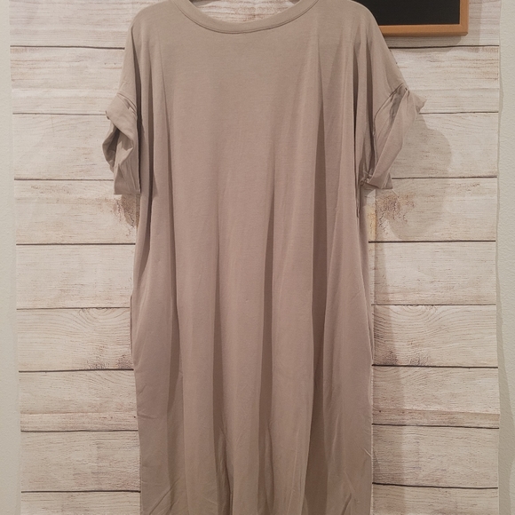 Plus size Basic Beige Tunic Dress 💞 - Picture 12 of 13